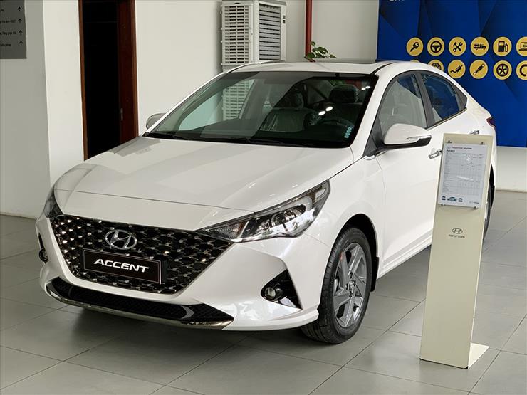 Giá xe Hyundai Accent lăn bánh tháng 4/2023, giảm 50% lệ phí trước bạ